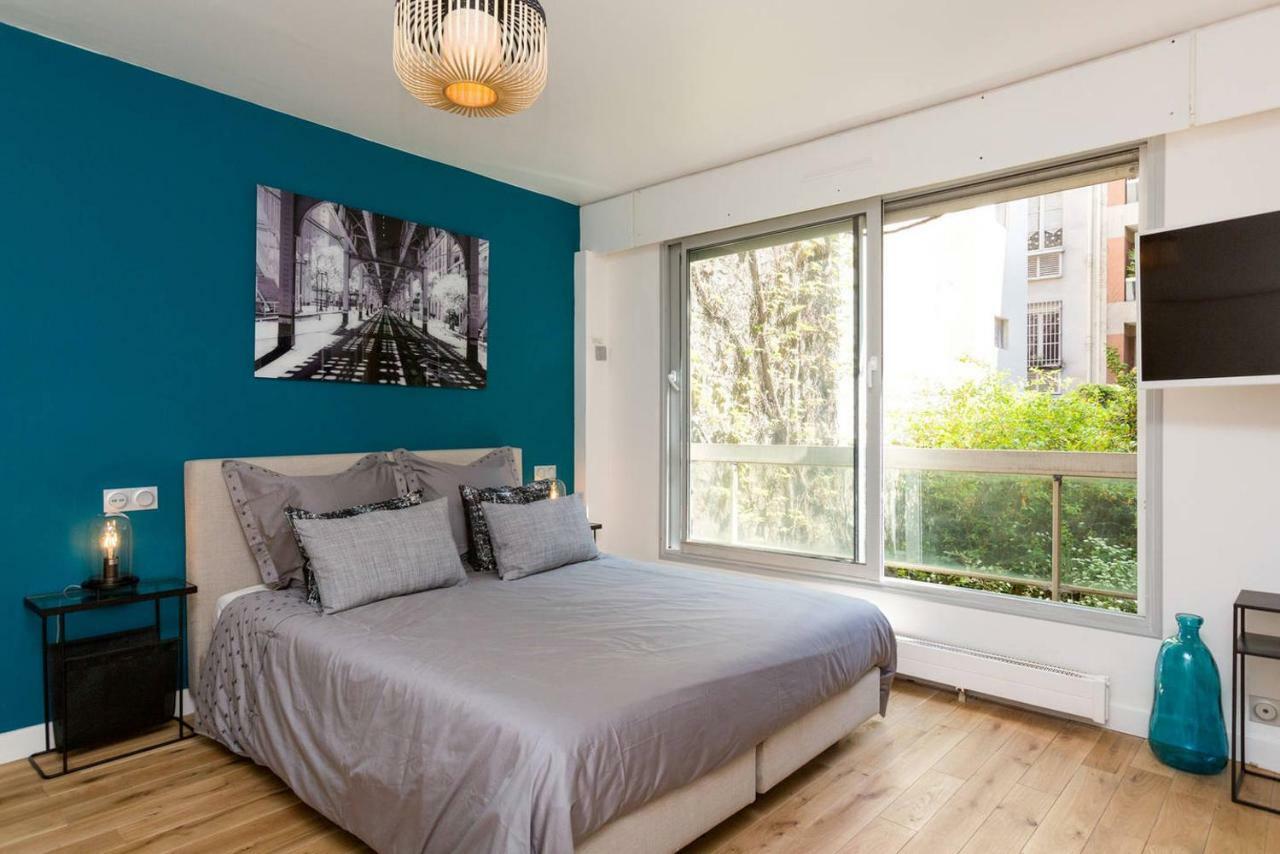 Appartement d'architect neuf proche Tour Eiffel P78 Paris Exterior foto